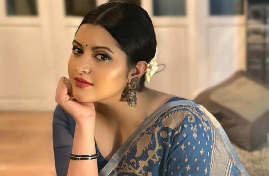 নিজেকে ‘লক্ষ্মীপেঁচা’ বললেন পরীমণি
