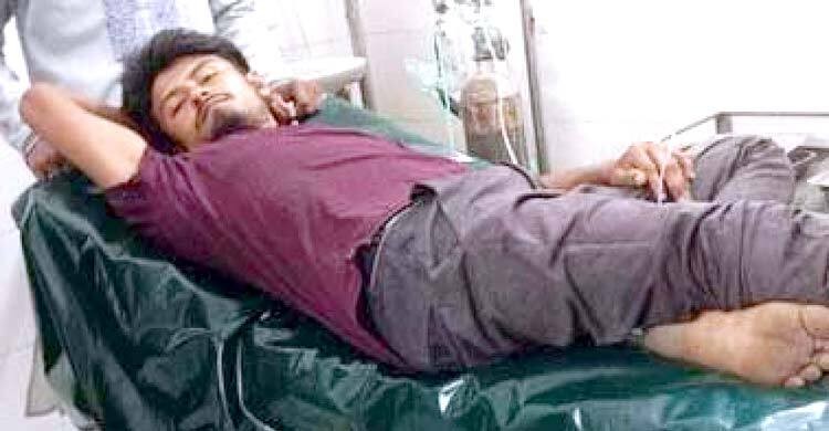 শেখ হাসিনার দেশে ফেরা নিয়ে বিতর্ক, বিএনপি কর্মী গুলিবিদ্ধ