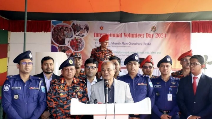 ভারতেই শান্তিরক্ষা বাহিনী পাঠানো উচিত: স্বরাষ্ট্র উপদেষ্টা