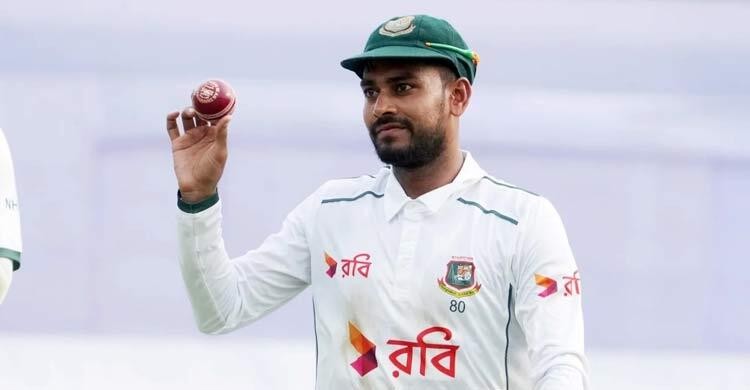 আইসিসির মাসসেরা ক্রিকেটার হওয়ার দৌড়ে মিরাজ