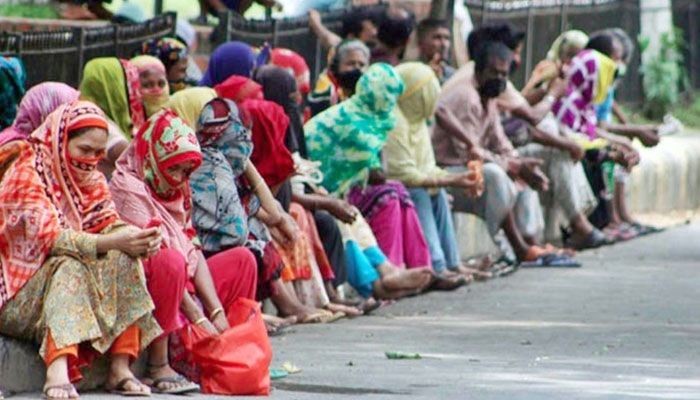 ঊর্ধ্বগতির বাজারে গরিবের পাতের পুষ্টি উধাও
