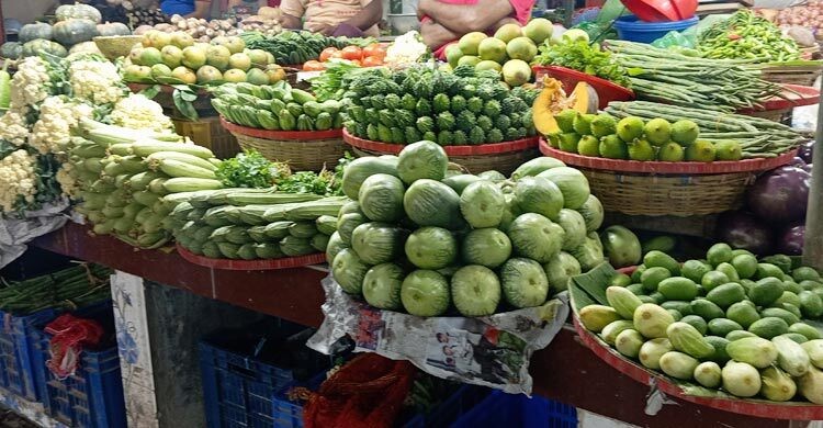 খুলনায় কমেছে সবজির দাম